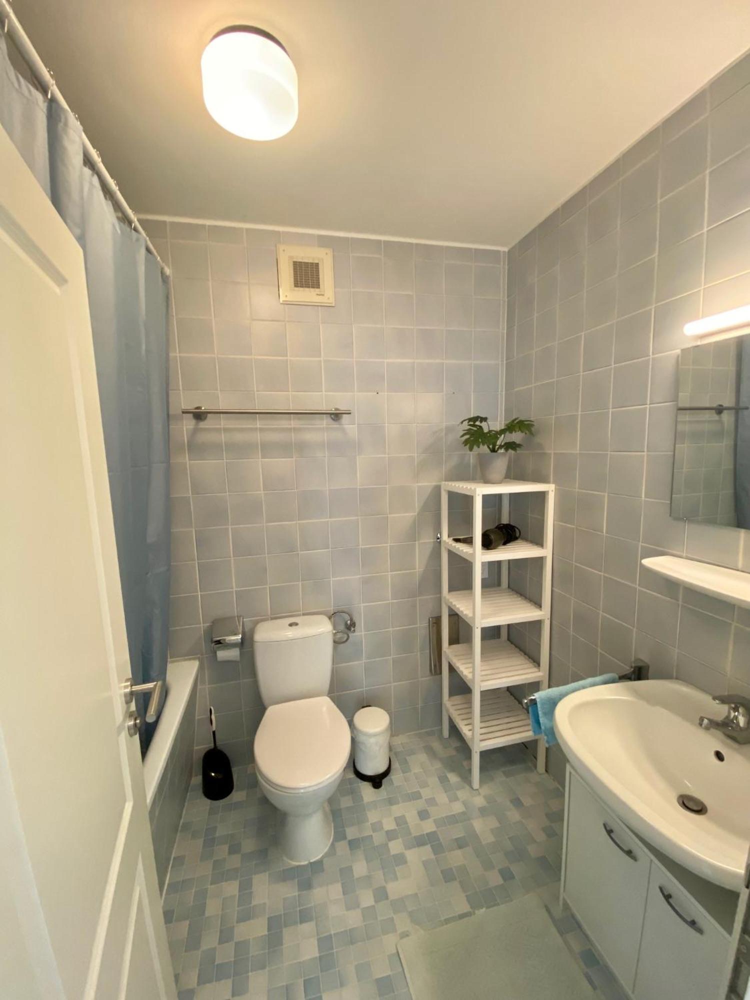 Neu: Ferienwohnung Zum Nussbaum - Landhausstil & Moseltalblick トラーベン・トラールバッハ エクステリア 写真